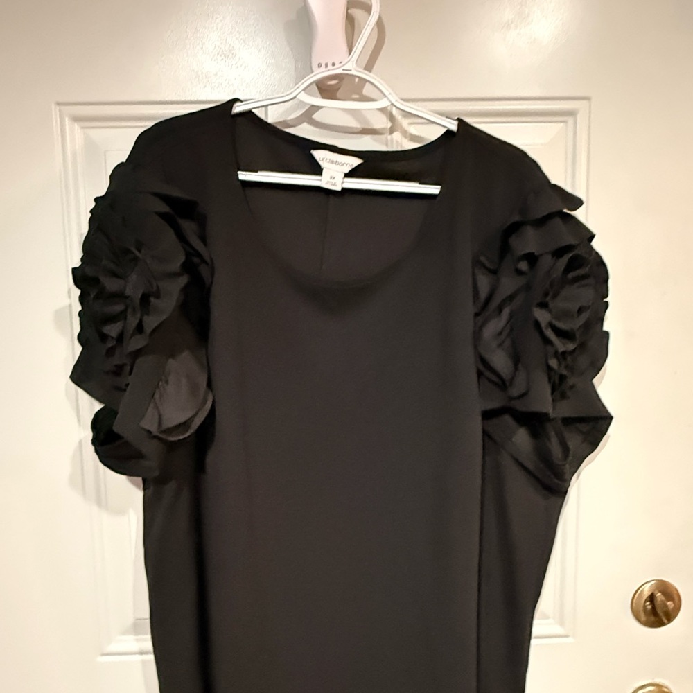 Liz Claiborne Elegant Black Blouse with Ruffled Sleeves